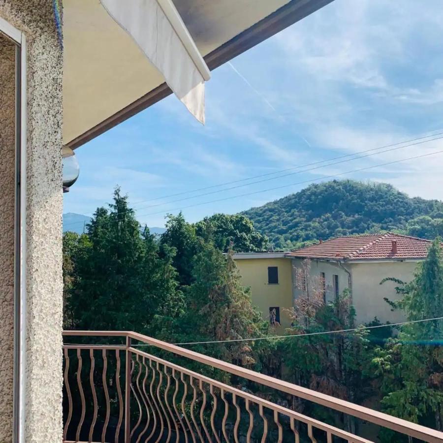 Casavacanze Sottocolle Valmorea エクステリア 写真